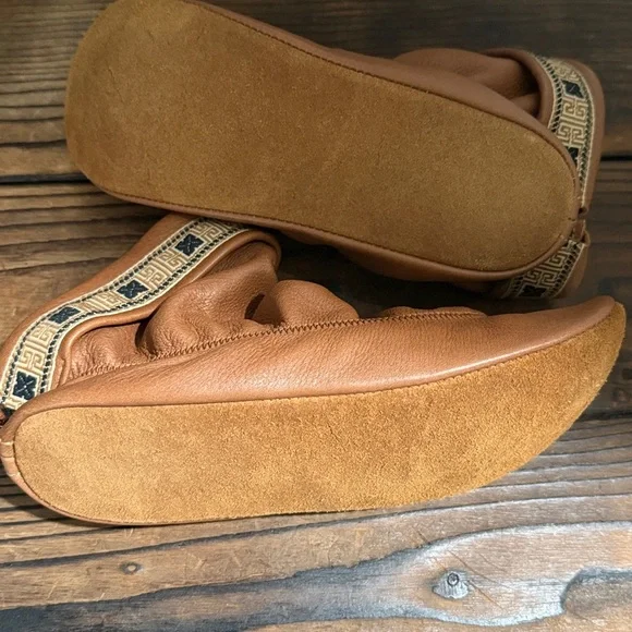 NWT Footskins USA DeerTan Leather Ankle Moccasin Slipper Boots - Picture 4 of 8